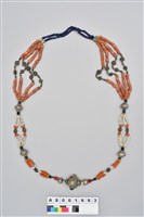 藏品(珊瑚琉璃珠胸飾)的圖片